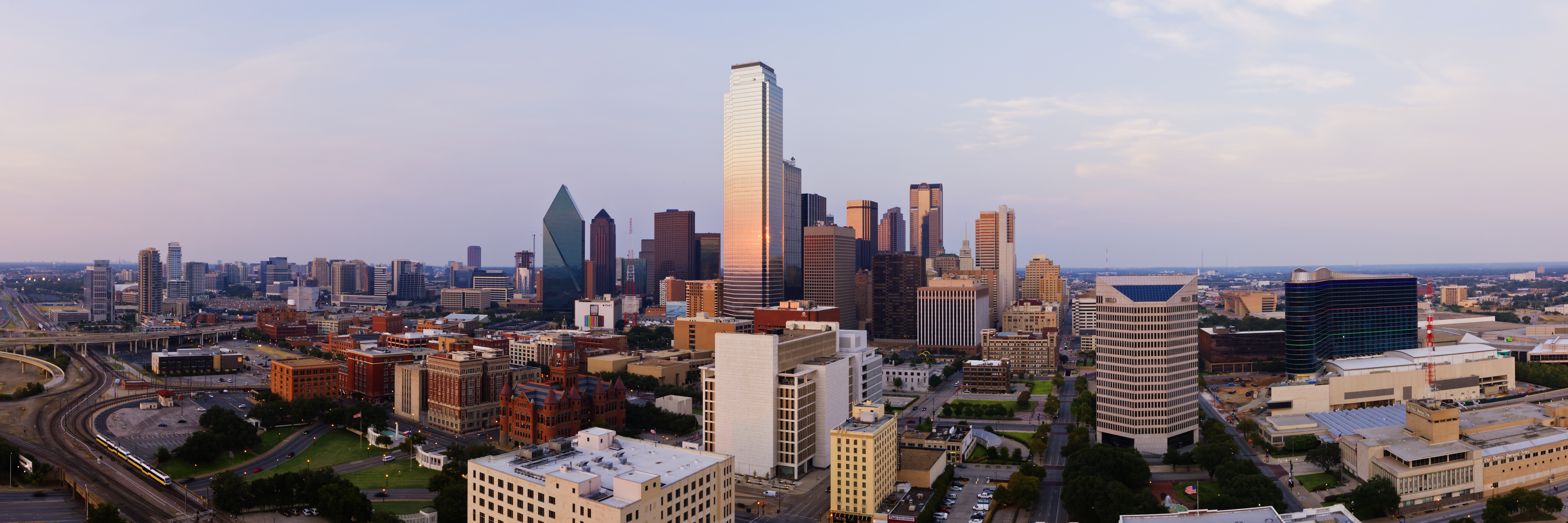 downtown-dallas-at-sunset-2026-03-25-00-33-48-utc